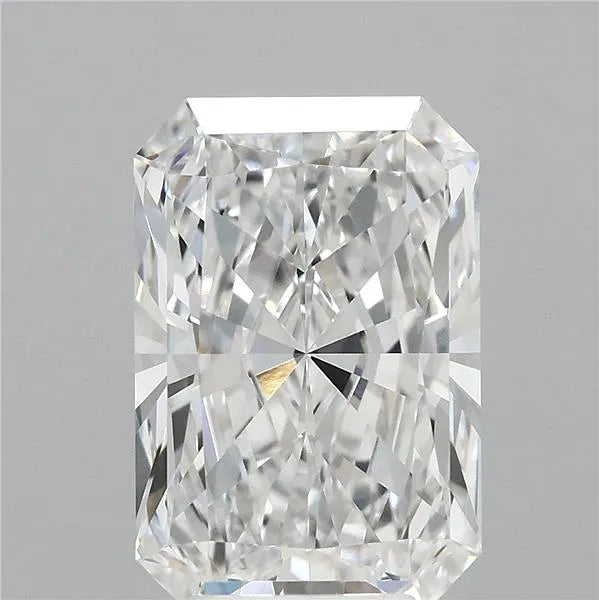 4.10ct Radiant Lab Grown Diamond (Colour E, Clarity VVS2, IGI Certified)
