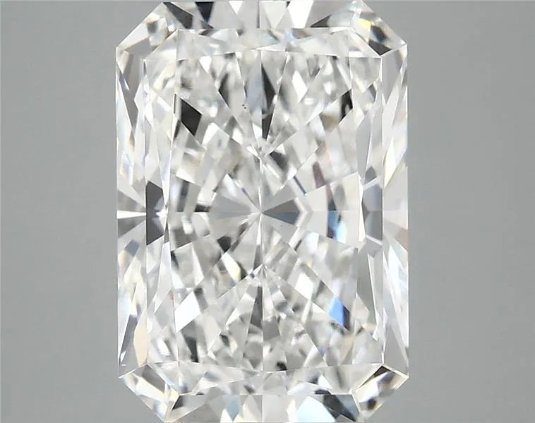 4.17ct Radiant Lab Grown Diamond (Colour F, Clarity VS1, IGI Certified)