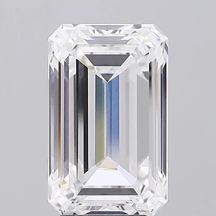 4.52ct Emerald Lab Grown Diamond (Colour D, Clarity VVS2, IGI Certified)