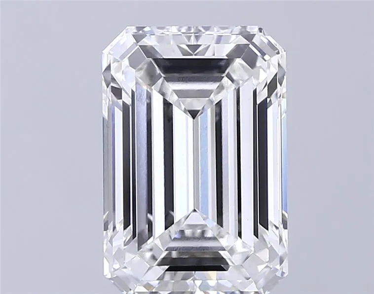 4.53ct Emerald Lab Grown Diamond (Colour E, Clarity VS1, IGI Certified)