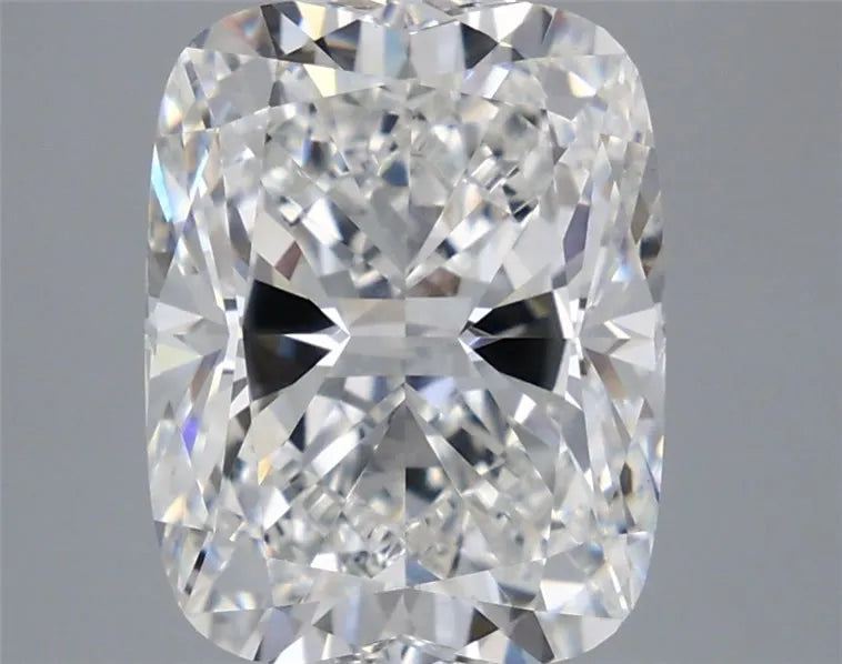 4.54ct Cushion modified Lab Grown Diamond (Colour E, Clarity VVS2, IGI Certified)