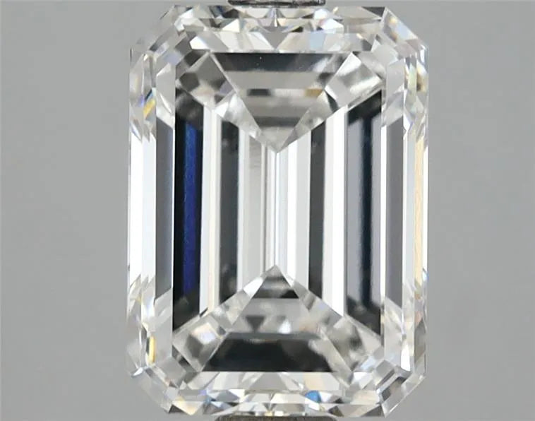 4.56ct Emerald Lab Grown Diamond (Colour E, Clarity VVS1, IGI Certified)