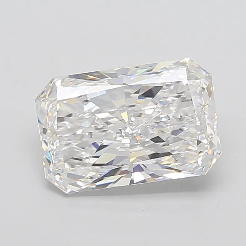 4.70ct Radiant Lab Grown Diamond (Colour D, Clarity VVS1, IGI Certified)