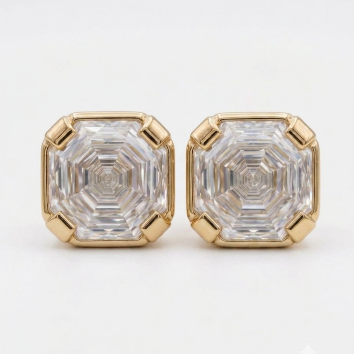 Peony Cut Tab Prongs Stud Earrings