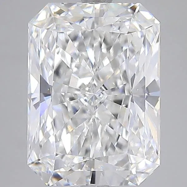 5.00ct Radiant Lab Grown Diamond (Colour E, Clarity VVS2, IGI Certified)