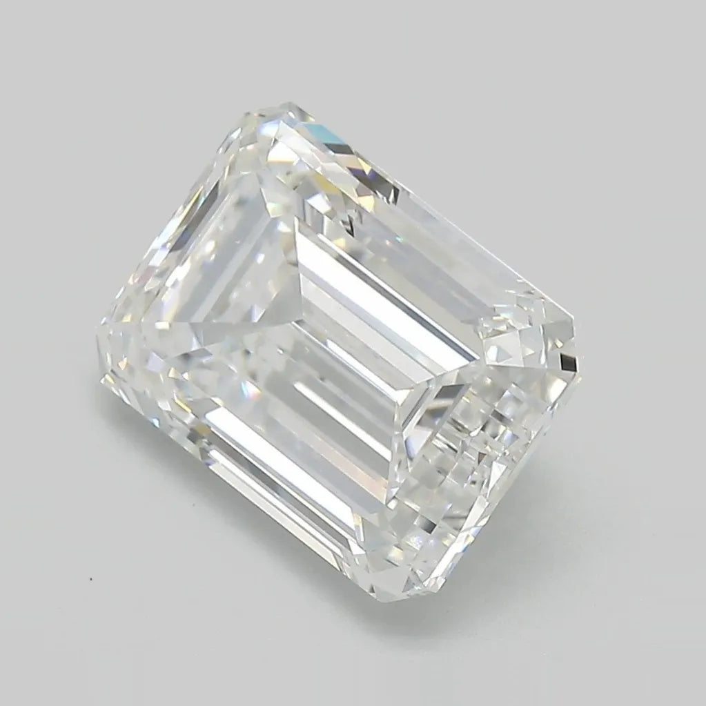 5.04ct Emerald Lab Grown Diamond (Colour E, Clarity VVS2, IGI Certified)