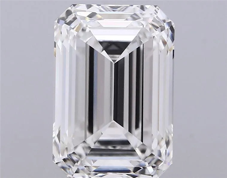 5.10ct Emerald Lab Grown Diamond (Colour E, Clarity VVS1, IGI Certified)