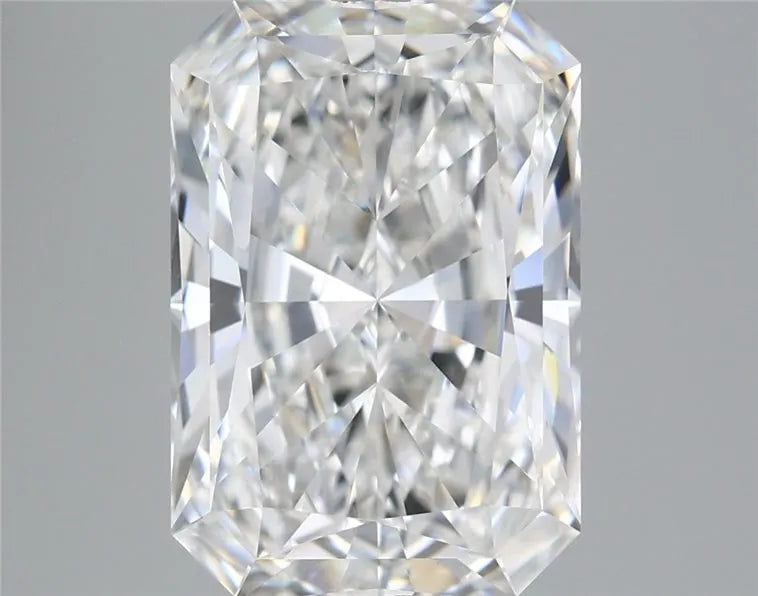 5.10ct Radiant Lab Grown Diamond (Colour E, Clarity VS1, IGI Certified)