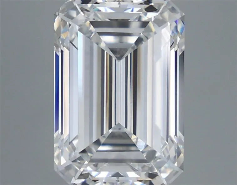 5.40ct Emerald Lab Grown Diamond (Colour E, Clarity VVS2, IGI Certified)