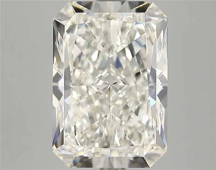 5.97ct Radiant Lab Grown Diamond (Colour G, Clarity VVS2, IGI Certified)