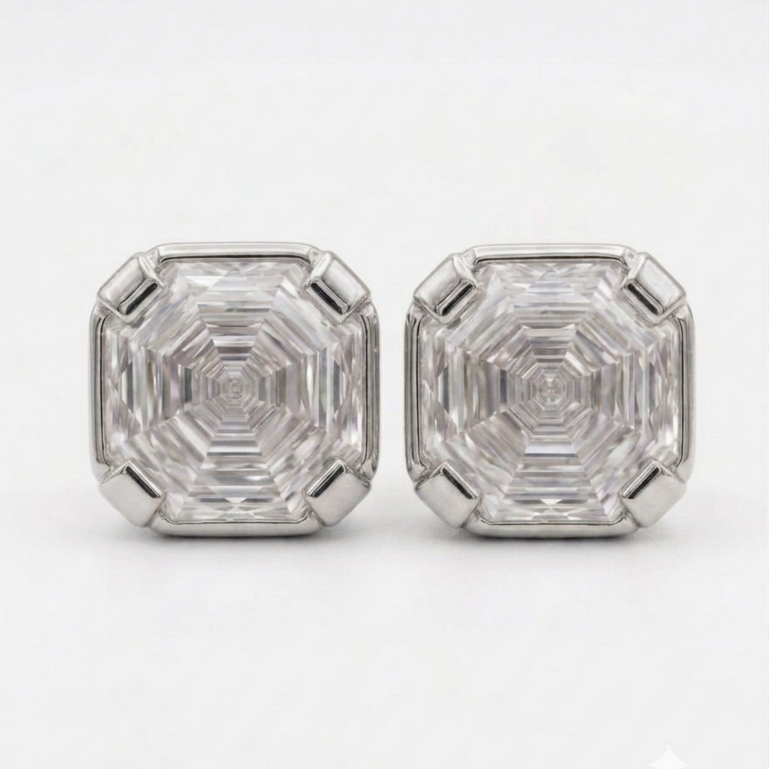 Peony Cut Tab Prongs Stud Earrings