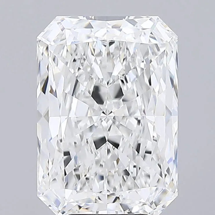 7.08ct Radiant Lab Grown Diamond (Colour D, Clarity VVS2, IGI Certified)