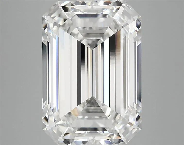 7.20ct Emerald Lab Grown Diamond (Colour E, Clarity VVS2, IGI Certified)