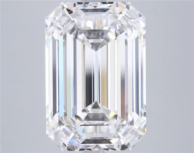 8.07ct Emerald Lab Grown Diamond (Colour D, Clarity VVS2, IGI Certified)