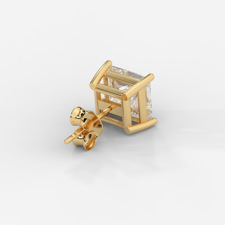 Basket Princess cut Studs