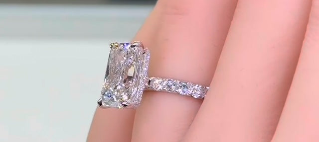 CUSTOM 4CT E VVS2 LAB DIAMOND Ring in 18 k white gold