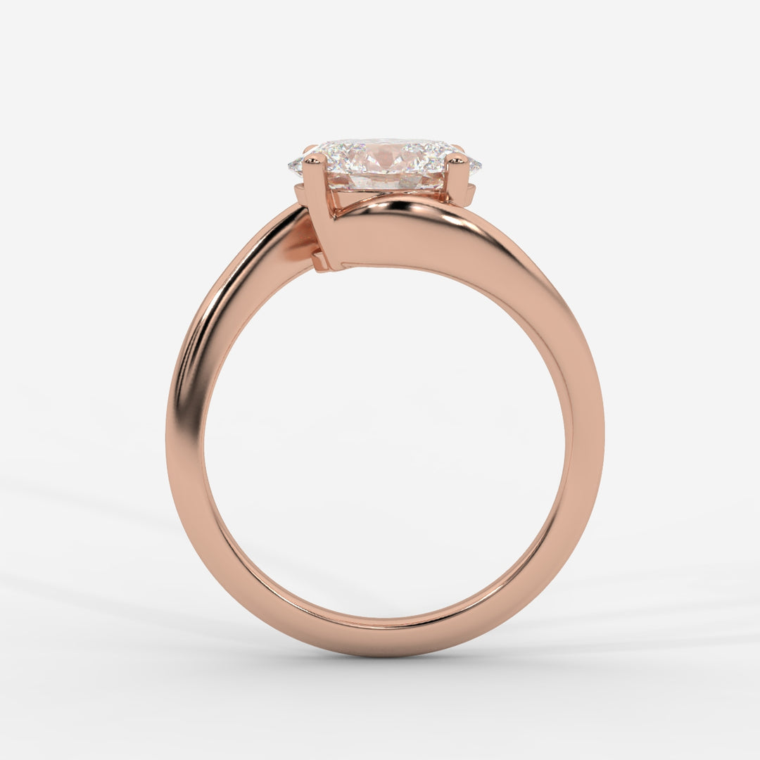 Solitaire bypass Oval Ring