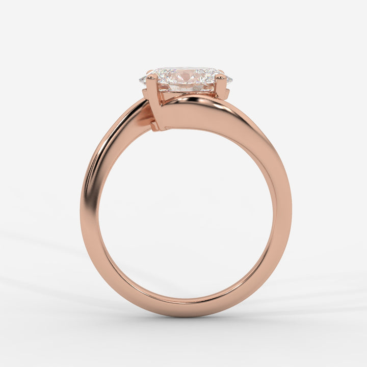 Solitaire bypass Oval Ring