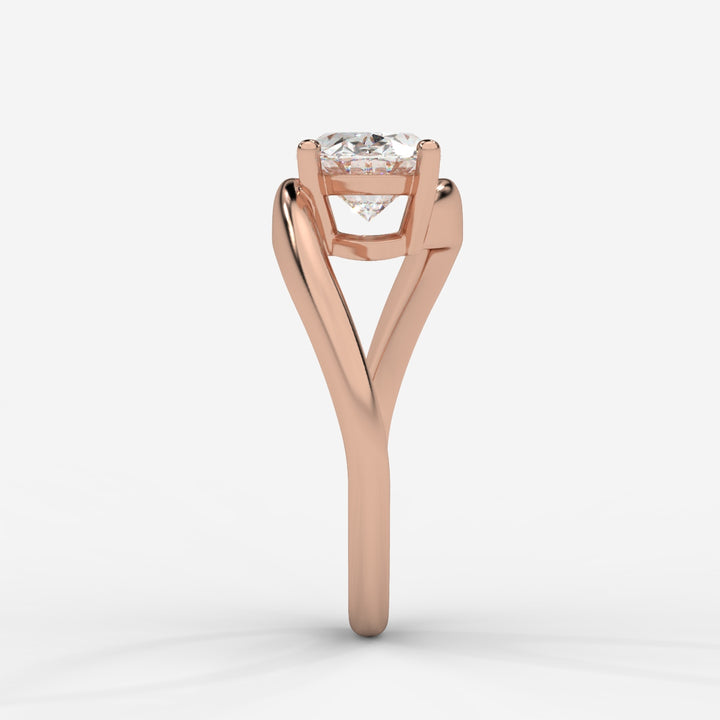 Solitaire bypass Oval Ring