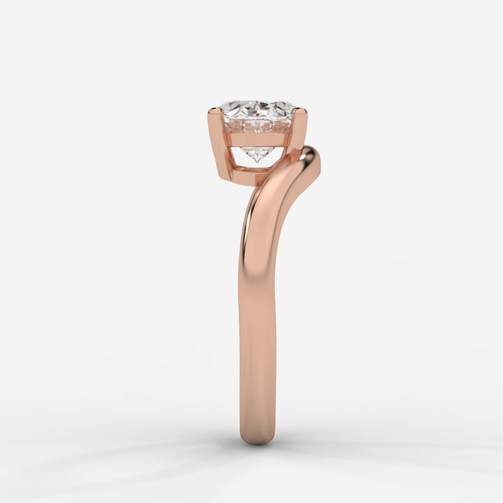 Solitaire Floating Silhouette Oval Ring