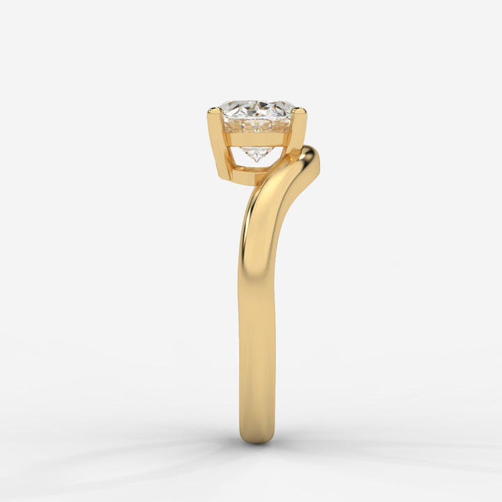 Solitaire Floating Silhouette Oval Ring