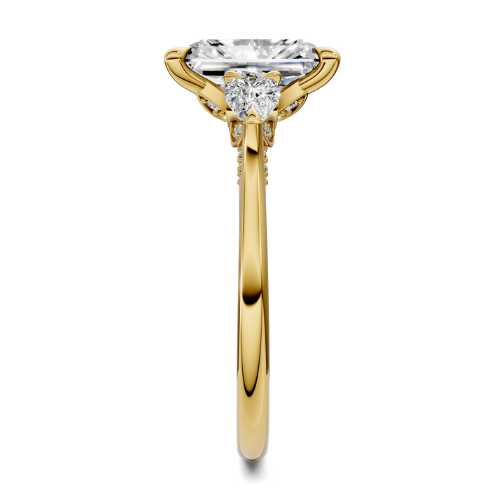 Lesley Nature Three Stone Ring