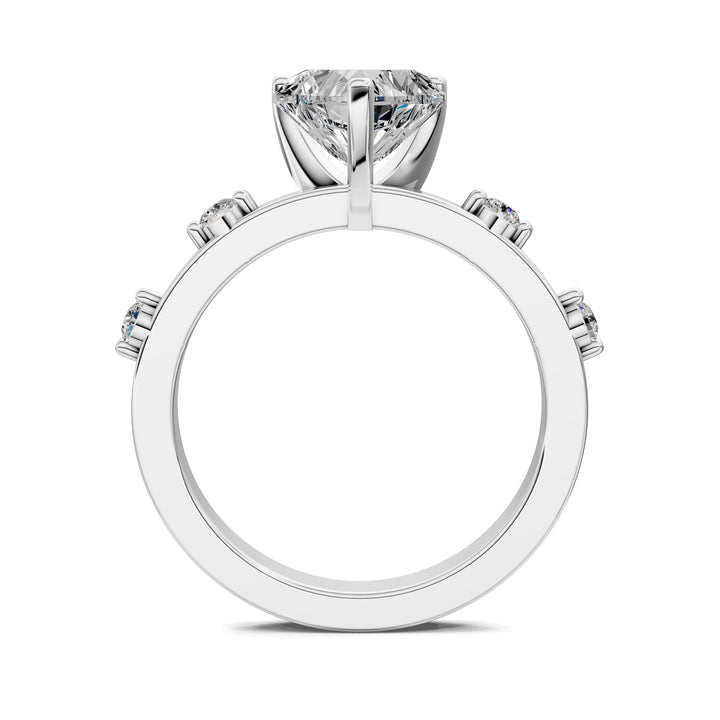 Elizabeth Heart Accents Ring