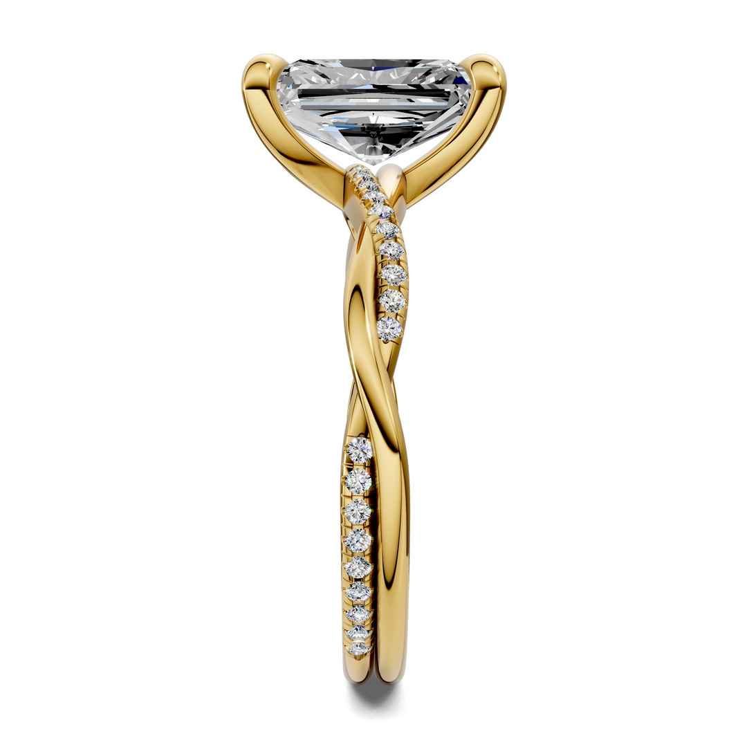 Yvette Scalloped twisted Pavé Ring