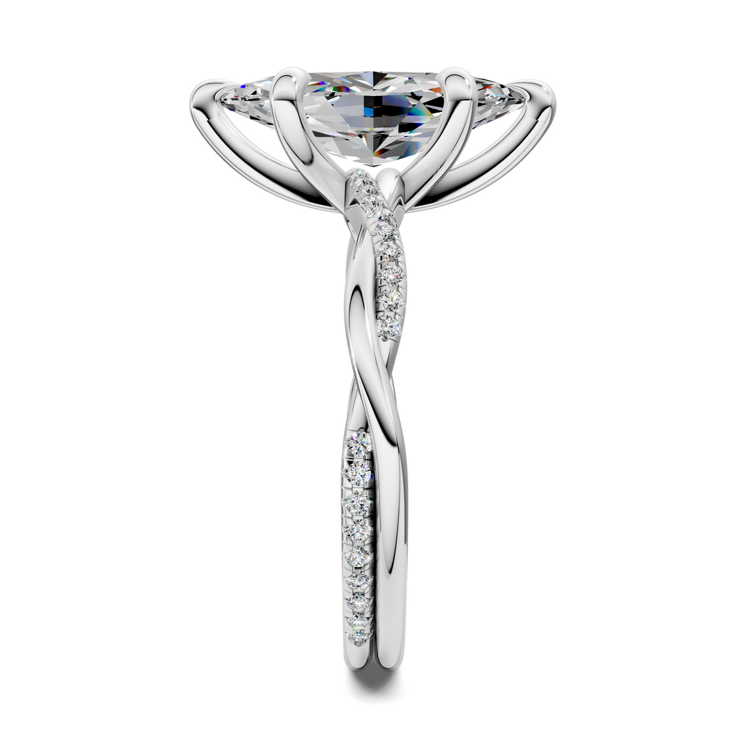 Yvette Scalloped twisted Pavé Ring