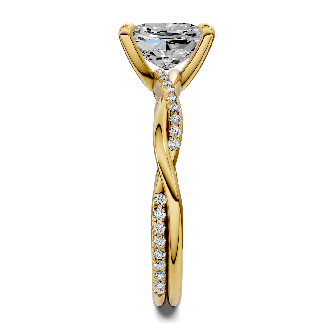 Yvette Scalloped twisted Pavé Ring