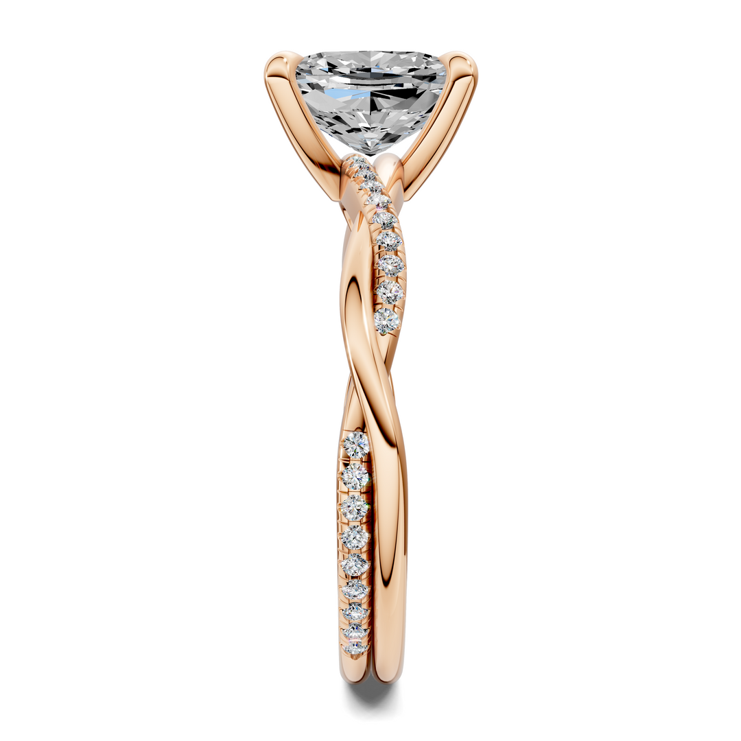 Yvette Scalloped twisted Pavé Ring