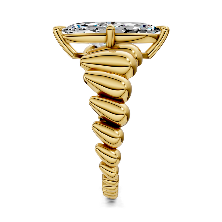 Kassandra Croissant Ring