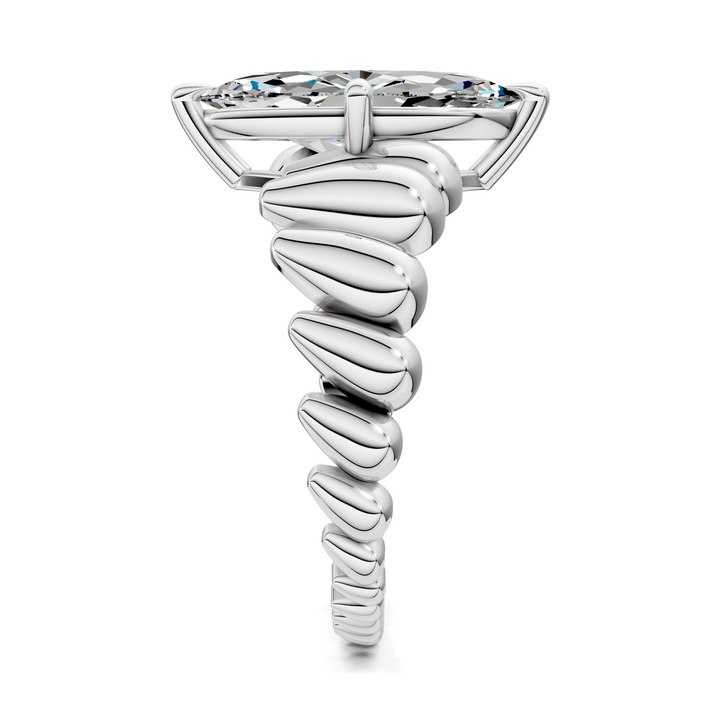 Kassandra Croissant Ring