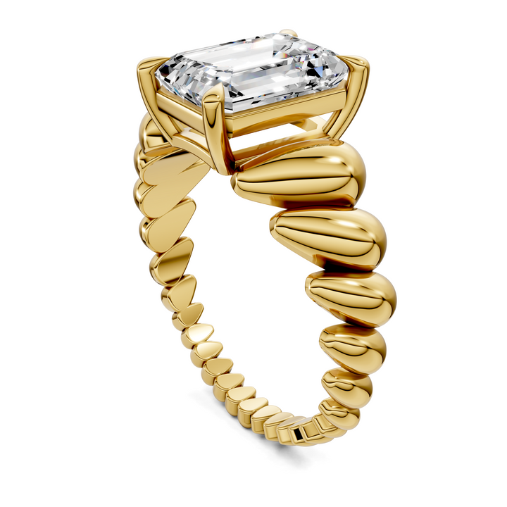 Kassandra Croissant Ring