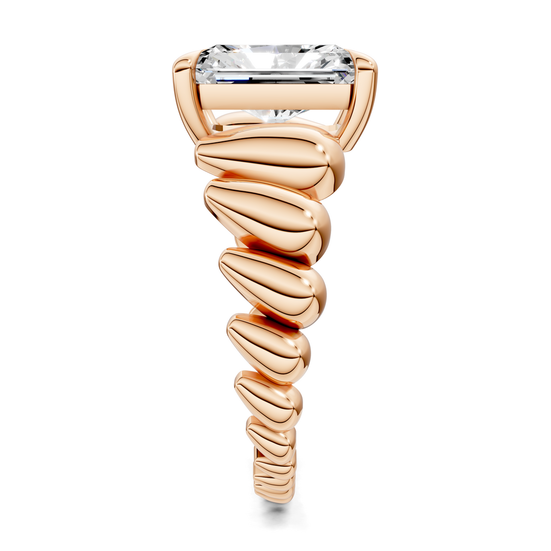 Kassandra Croissant Ring